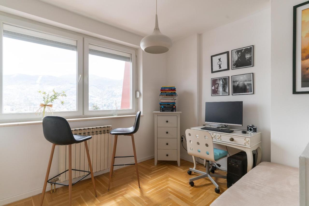 Oz Apartment Sarajevo - Amazing View - 5 Min. From Center エクステリア 写真