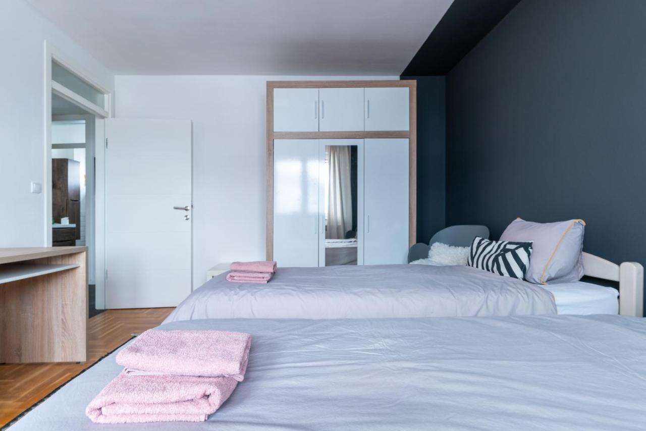 Oz Apartment Sarajevo - Amazing View - 5 Min. From Center エクステリア 写真