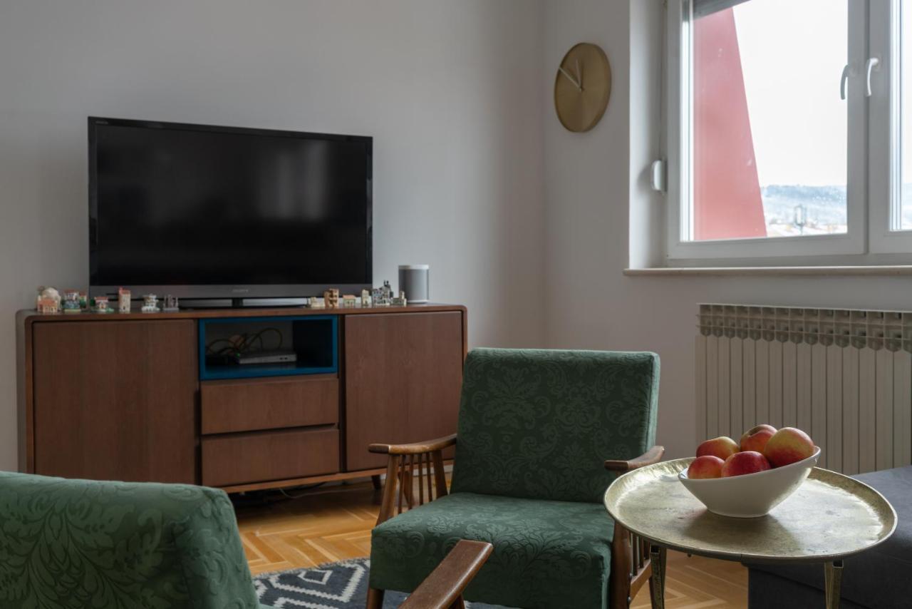 Oz Apartment Sarajevo - Amazing View - 5 Min. From Center エクステリア 写真